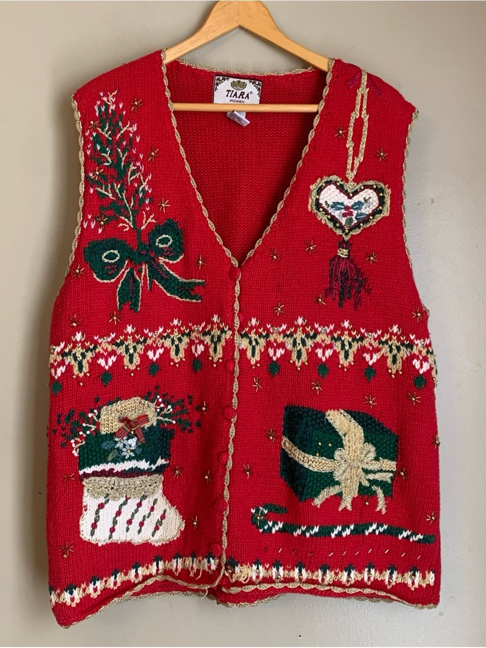Vtg Tiara Women 18/20 Embroidered Chenille Christmas Sweater Vest Red Holiday